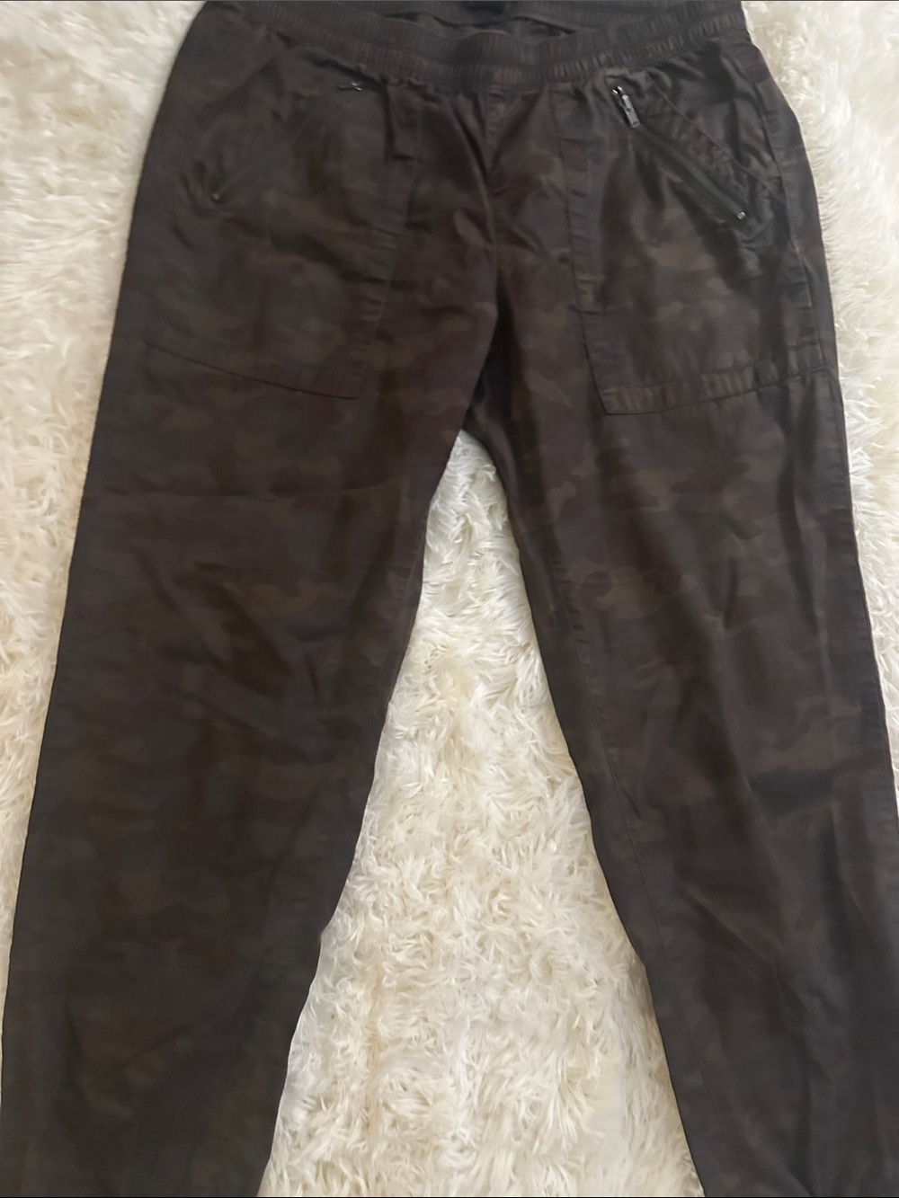 GAP Dark Olive Camo Cargo Joggers